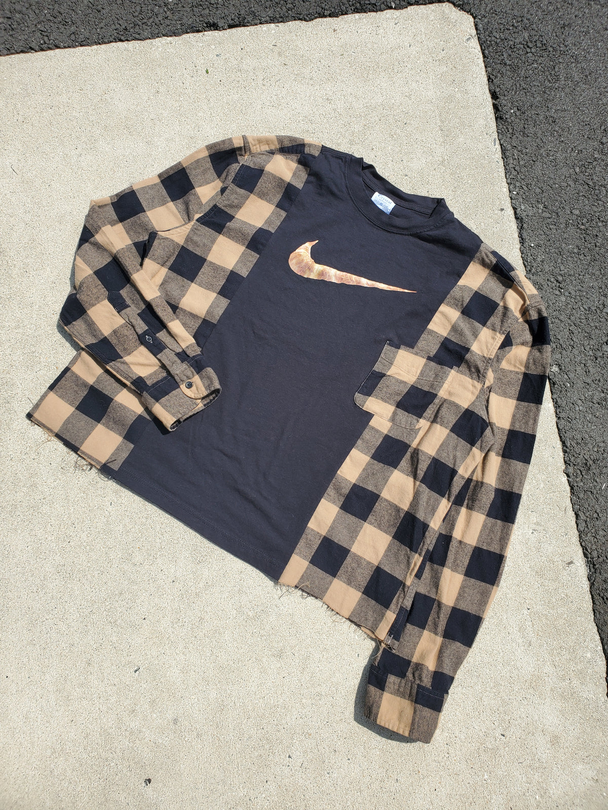 Croissant + Lattes Tee (fits up to XL)