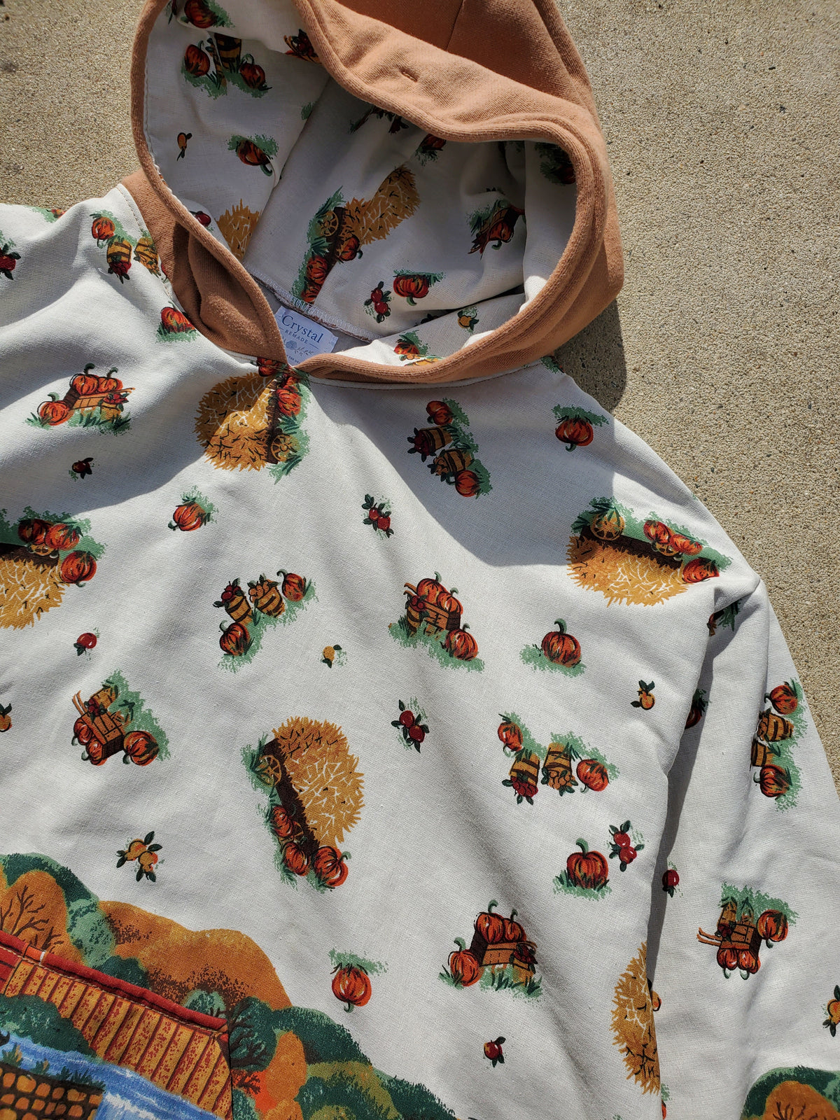 Harvest Hometown Hoodie (fits up to L)