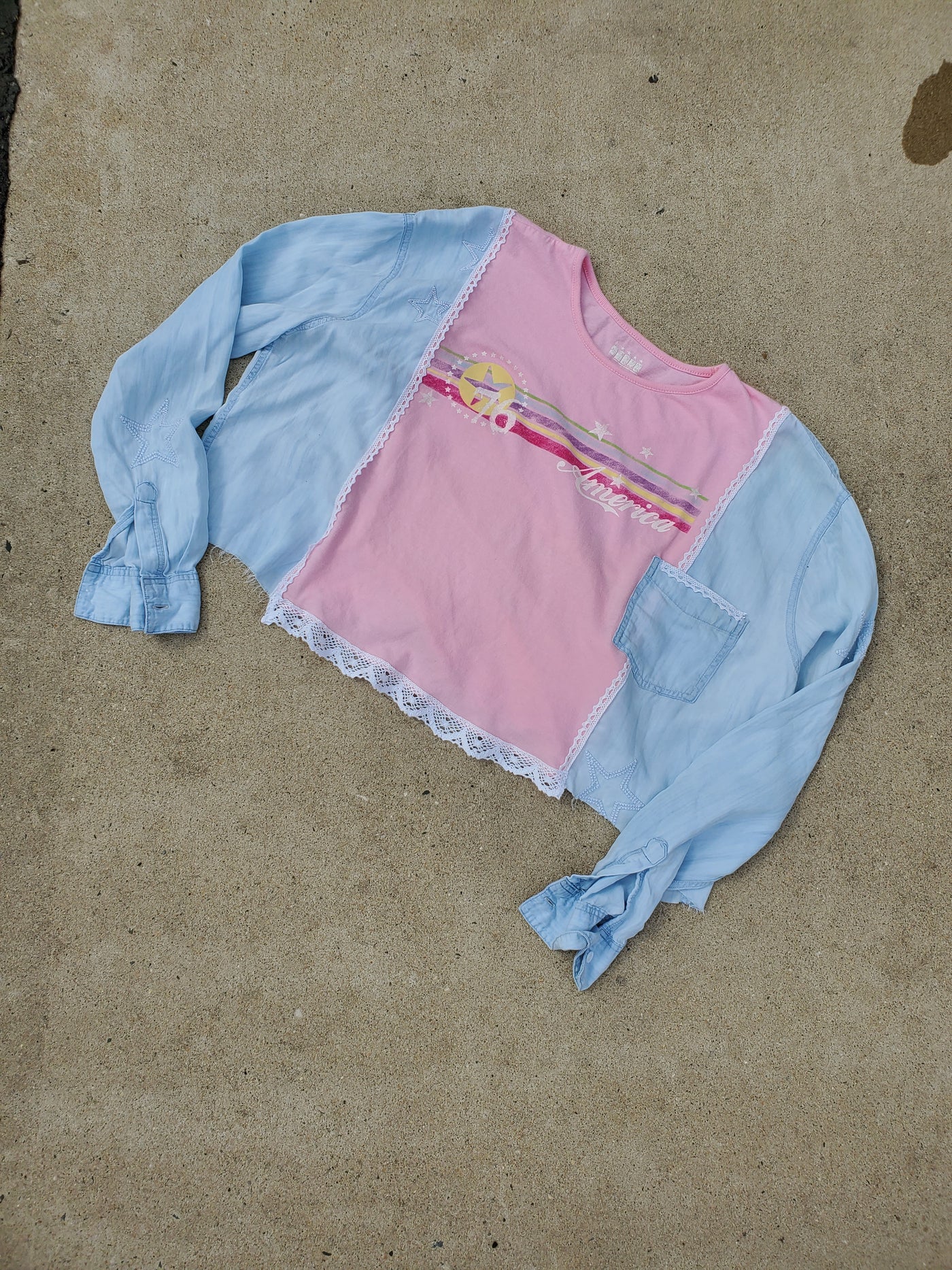 Star-Spangled Sweetheart Crop Campfire Tee