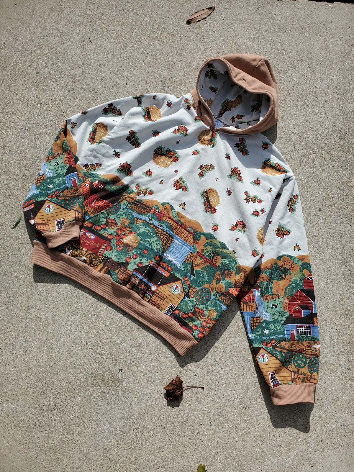 Harvest Hometown Hoodie (fits up to L)