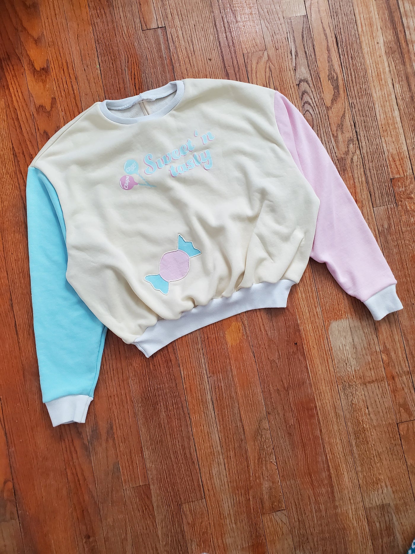 Sweet Daydream Crewneck