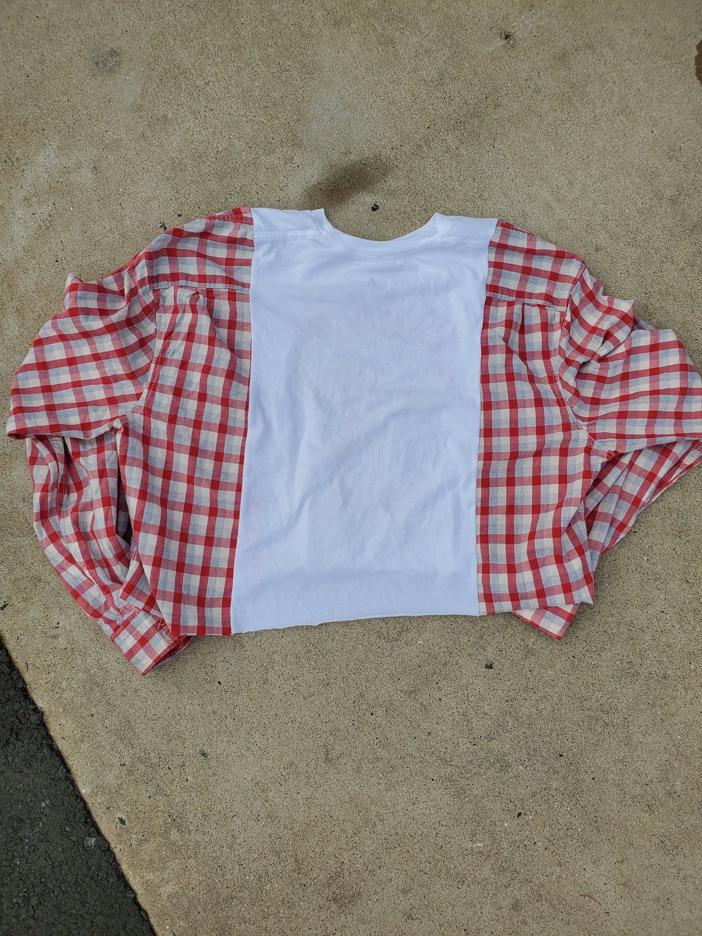 Carnival Lights Crop Campfire Tee
