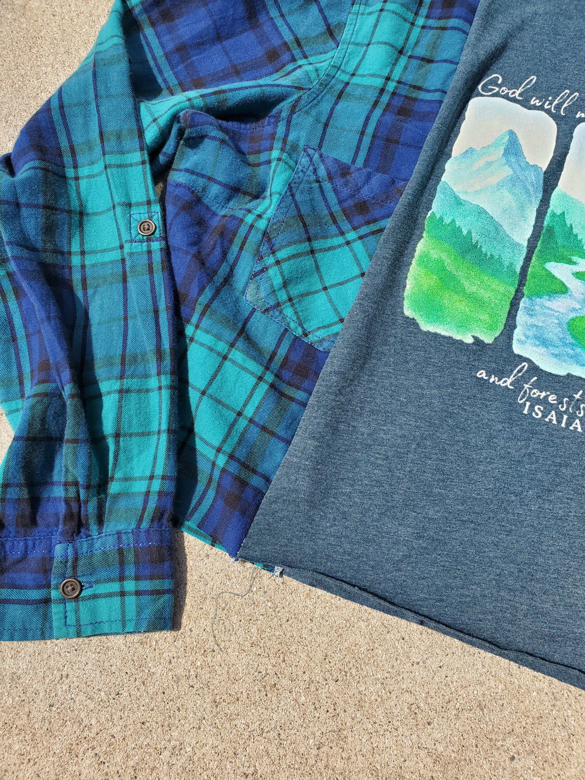 Wilderness Way Crop Campfire Tee